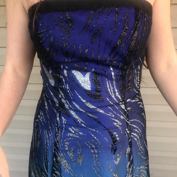 Formal Event Dress - Picture 3 of 8